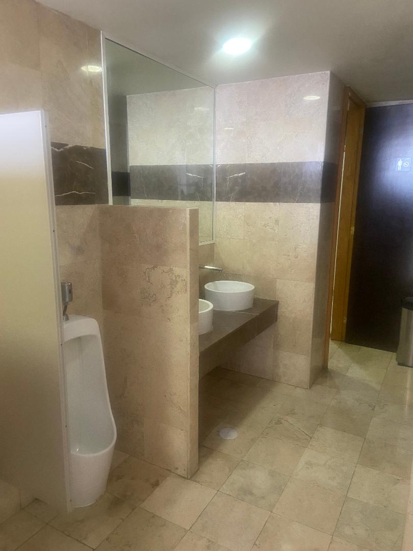 Carretera México Toluca Carretera México Toluca, Cuajimalpa de Morelos, Ciudad de Mexico 05000, ,1 BañoBathrooms,Oficina,En Renta,Puente Ancina,Carretera México Toluca,3,1084